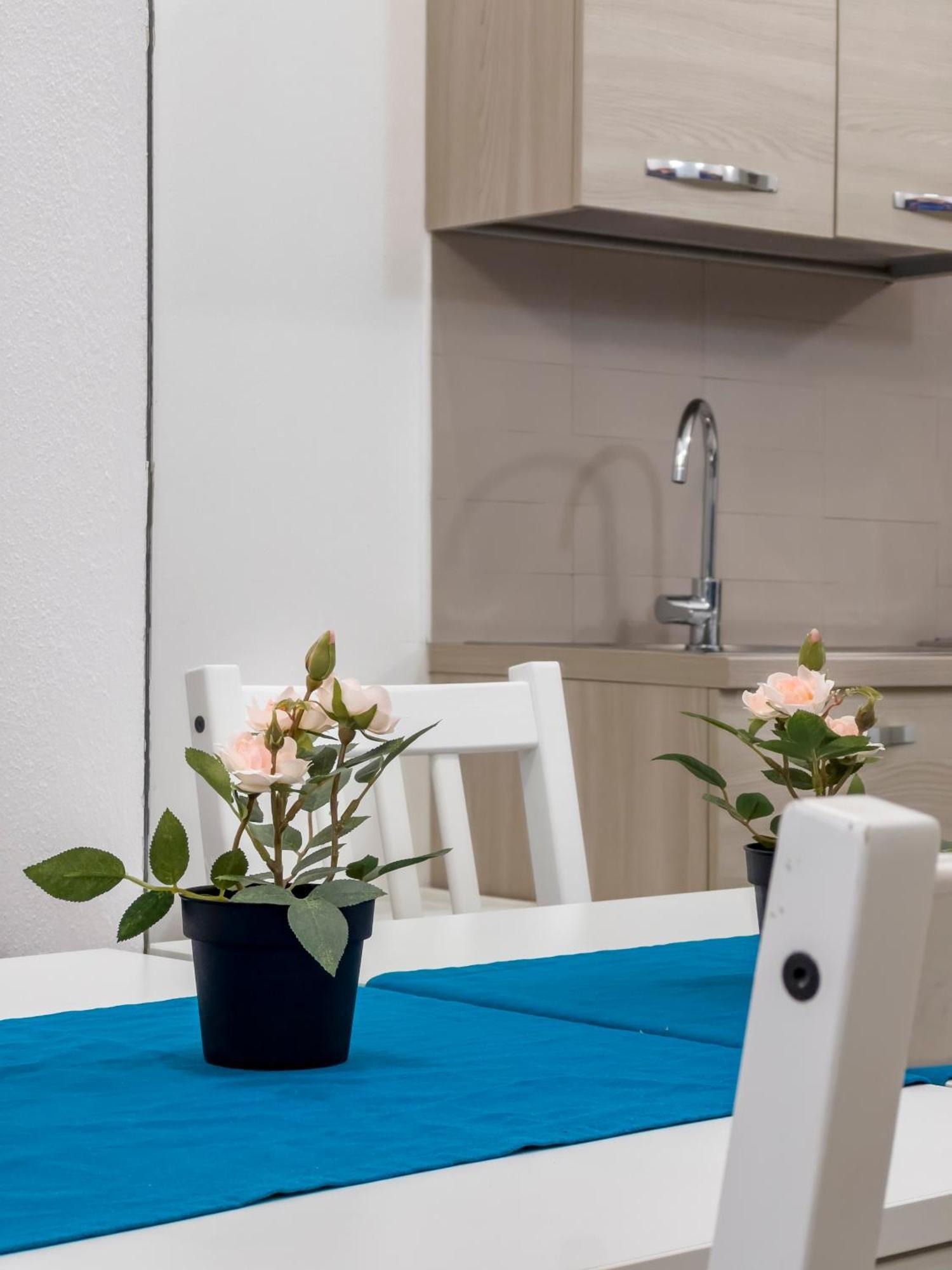 Alla Casa Rosa Al Mare- Centrale A Di Fronte Al Mare- Emozionante- Garage Privato Gratuito A 800 Mt- Aria Condizionata-Wifi Rapallo Esterno foto